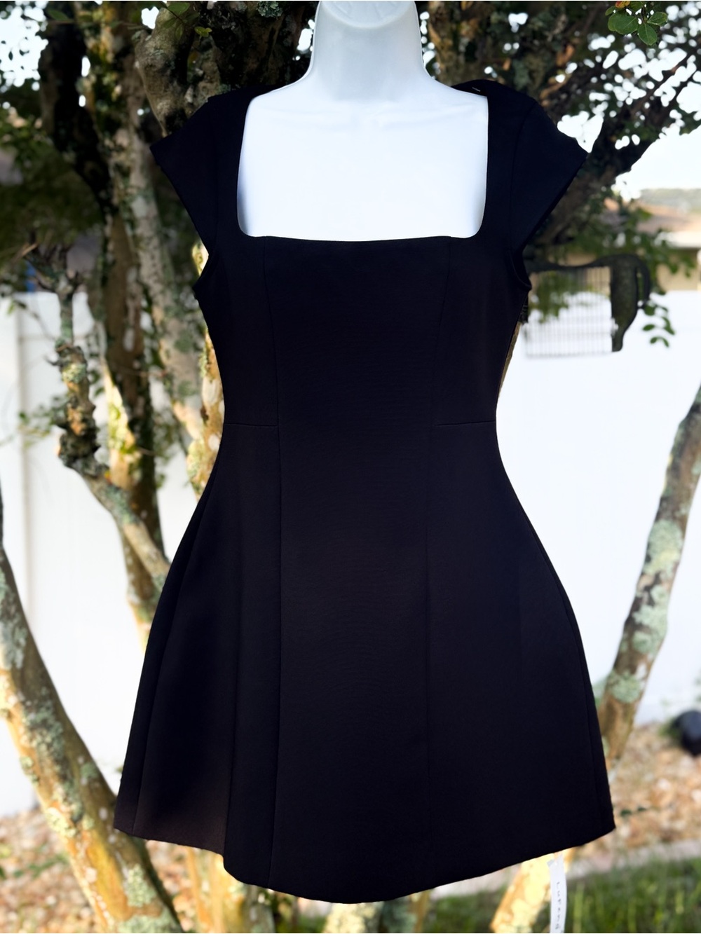 NWT LuFeng Black Fit & Flare Mini Dress Square Neck Cap Sleeve Size Small
